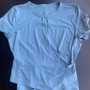 LULULEMON shirt
